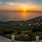 Lefkada Sunset فيلة *